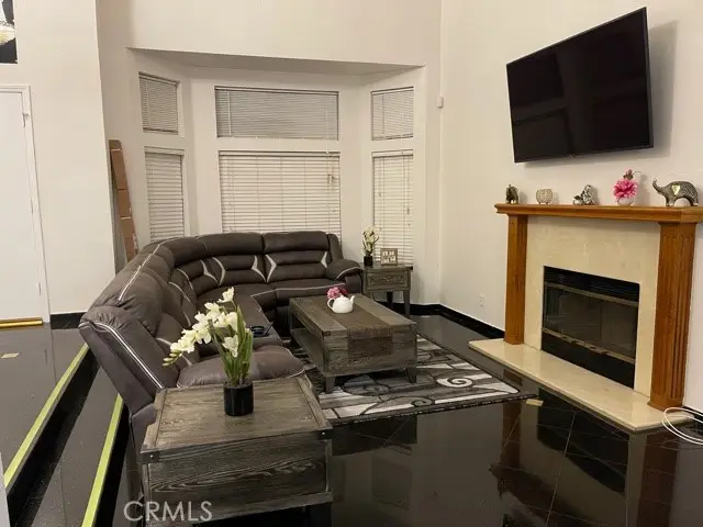 7708 Oakdale Avenue, Winnetka, CA 91306 - #3