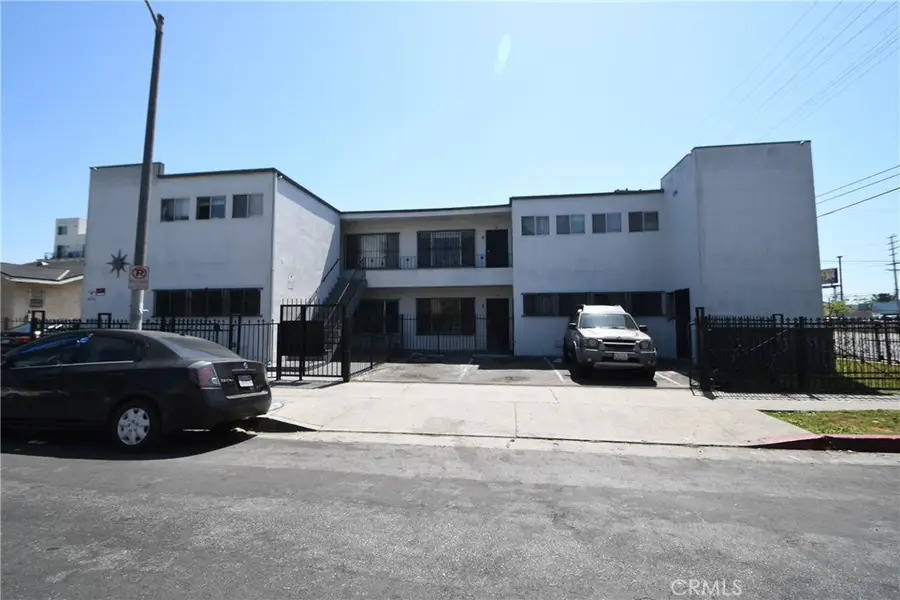 7104 San Pedro, Los Angeles, CA 90003 - #3