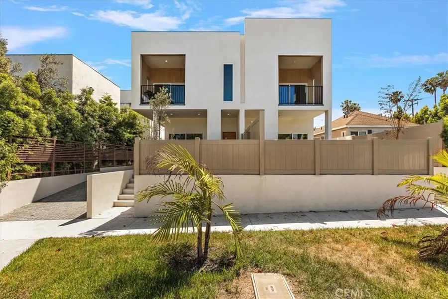 642 E Fairview Boulevard #B, Inglewood, CA 90302 - #3