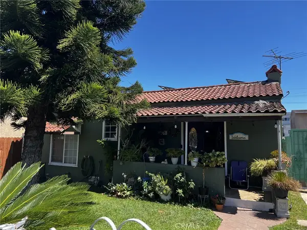 2376 Locust Avenue, Long Beach, CA 90806