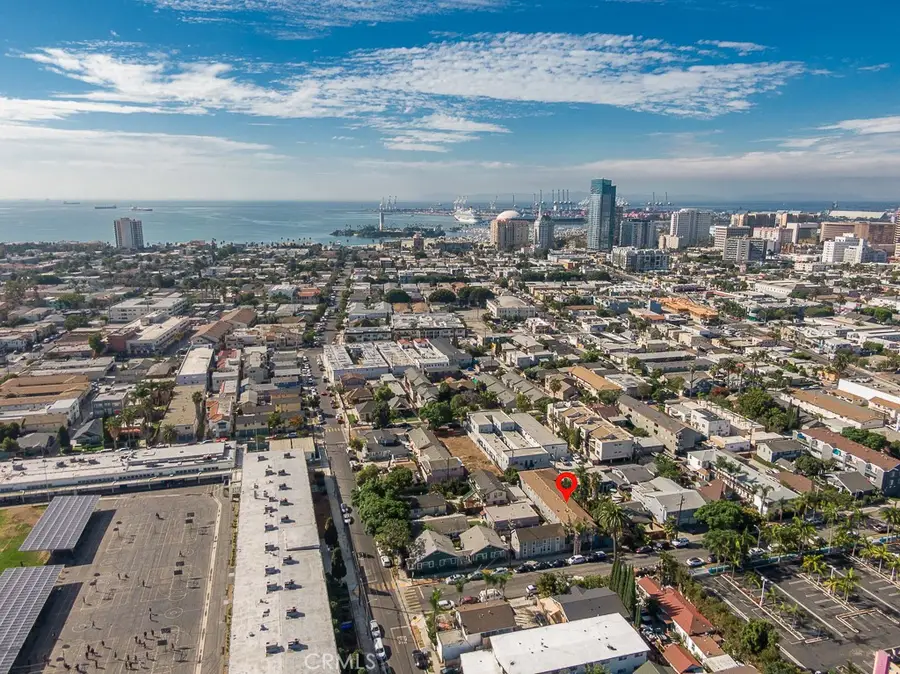 1056 E 6th Street, Long Beach, CA 90802 - #3