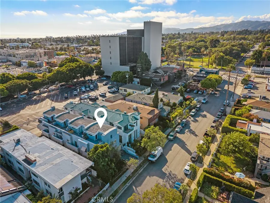 1240 25th Street #1, Santa Monica, CA 90404 - #3