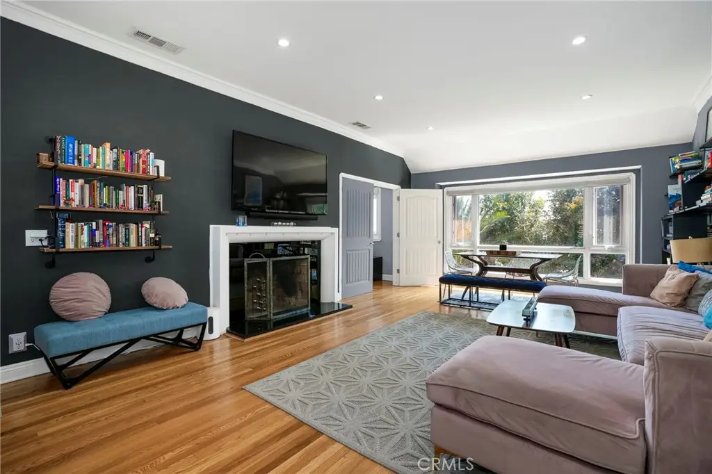 5057 Southridge Avenue, Los Angeles, CA 90043 - #1