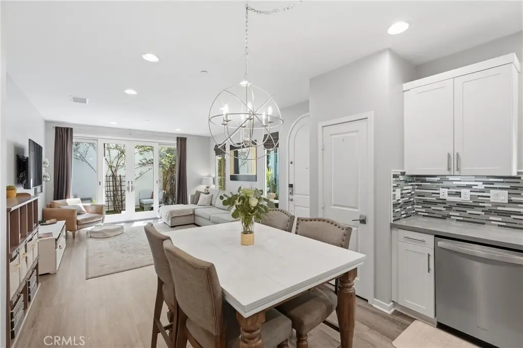 5573 Palm Drive, Hawthorne, CA 90250 - #1