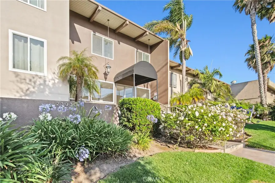 23930 Los Codona Avenue #204, Torrance, CA 90505 - #3