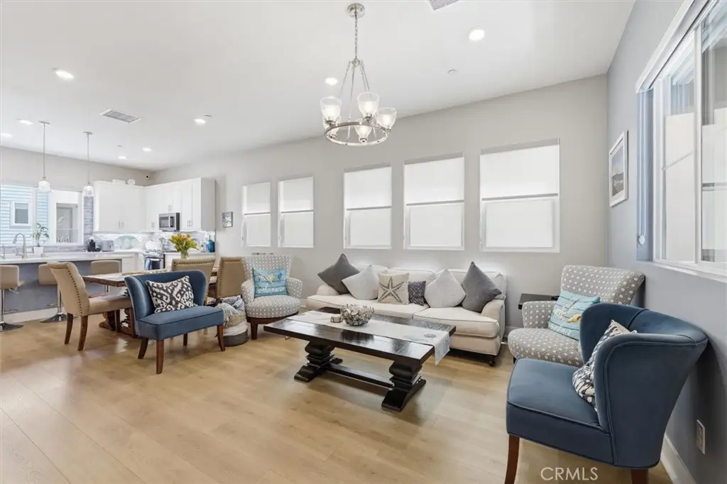 1642 W Saratoga Lane, San Pedro, CA 90732 - #1