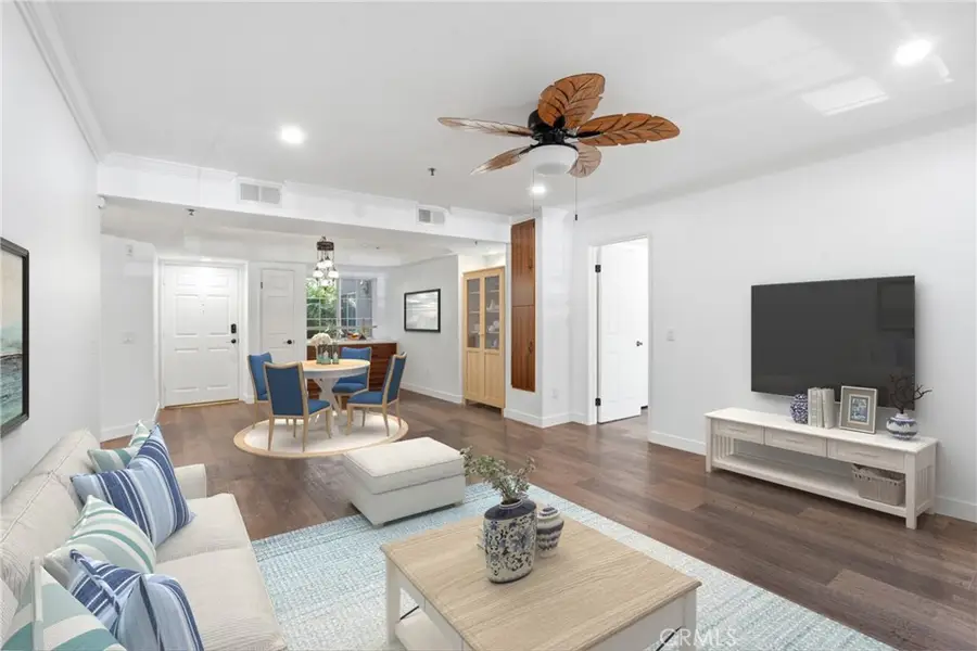 801 Pine #104, Long Beach, CA 90813 - #3