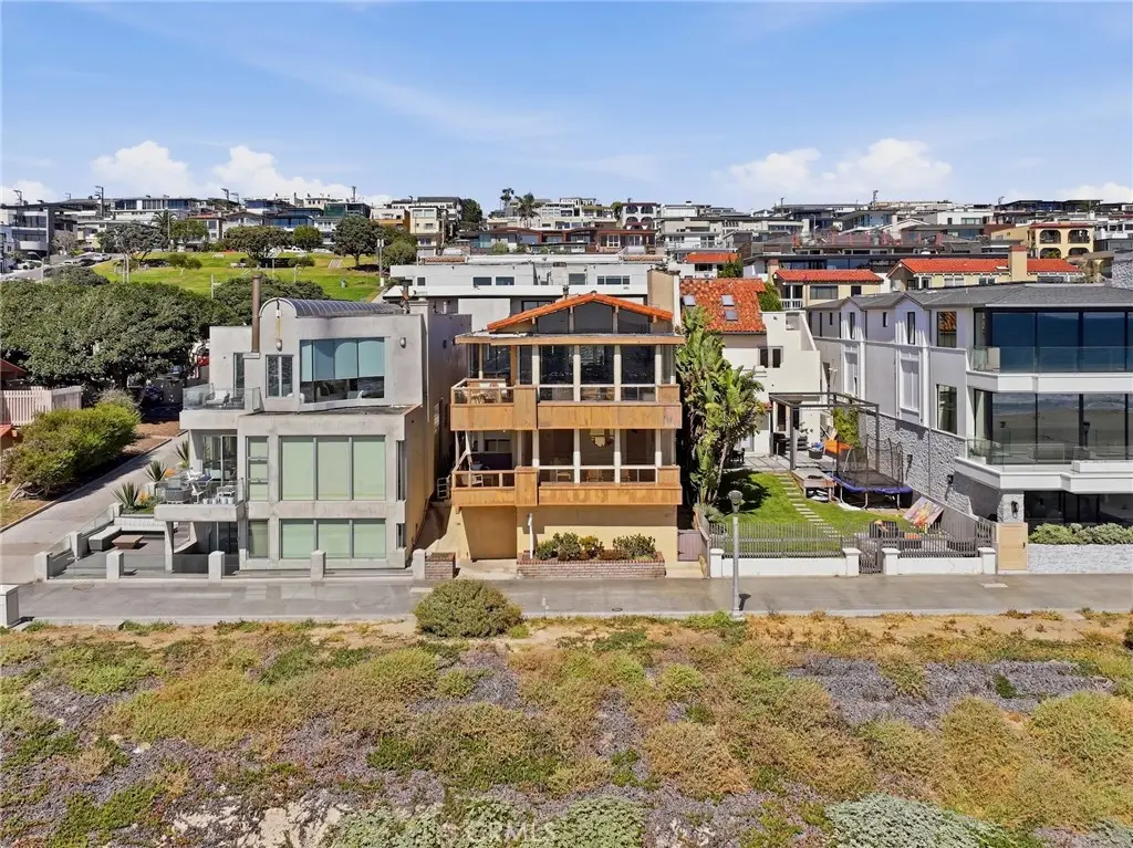 2516 The Strand, Manhattan Beach, CA 90266 - #1