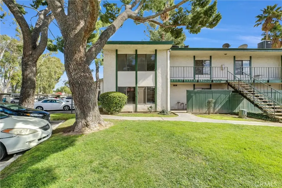 1735 E Washington Street #B28, Colton, CA 92324 - #3
