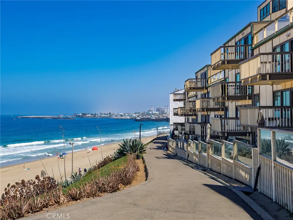 625 Esplanade #29, Redondo Beach, CA 90277 - #1