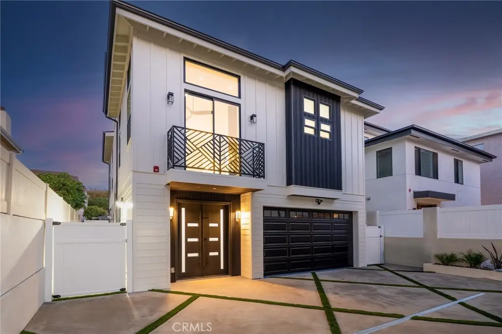 110 S Irena Avenue #B, Redondo Beach, CA 90277 - #1