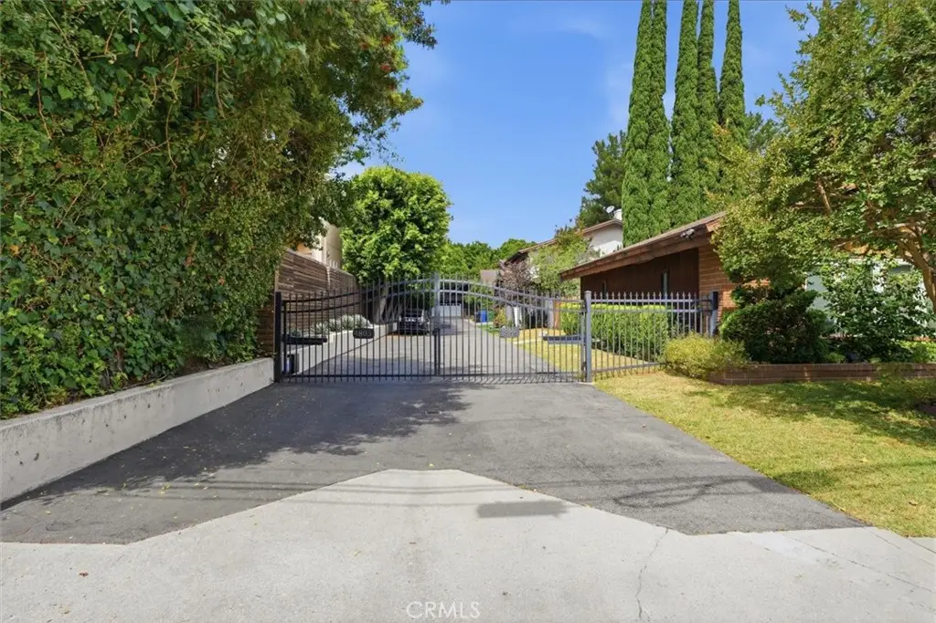 4801 Gloria Avenue, Encino, CA 91436 - #1