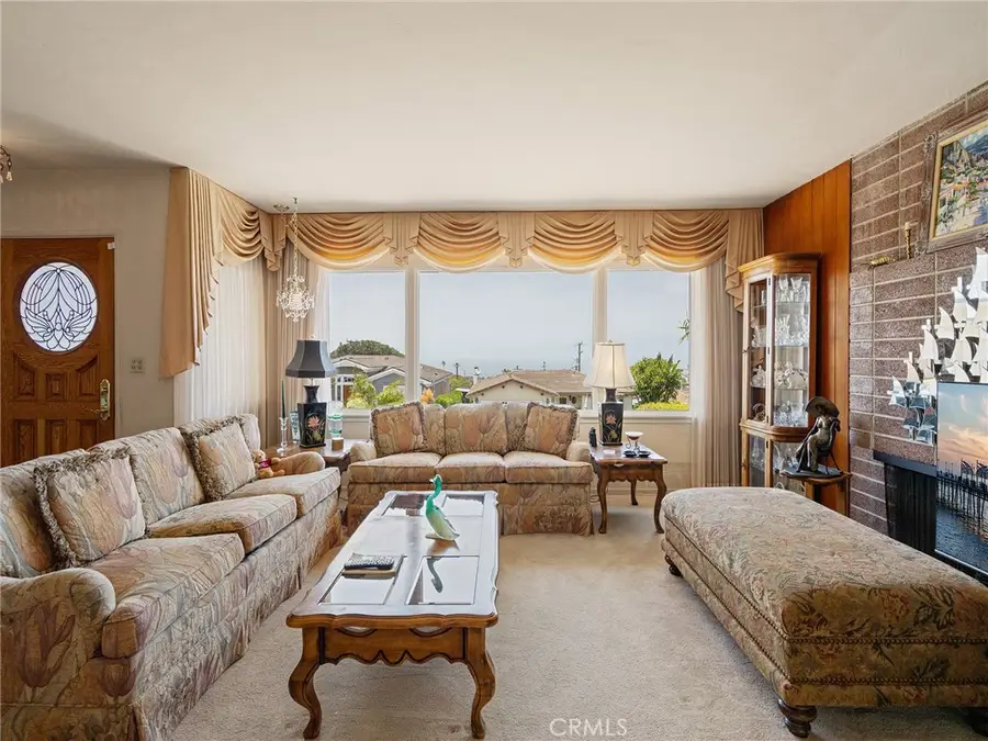 464 Calle De Castellana, Redondo Beach, CA 90277 - #2