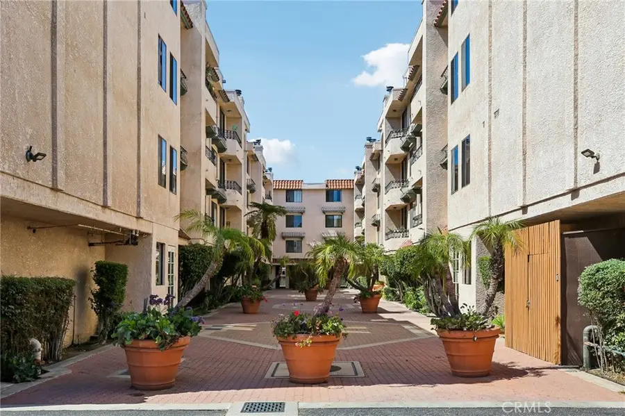 28004 S Western Ave #218, San Pedro, CA 90732 - #2
