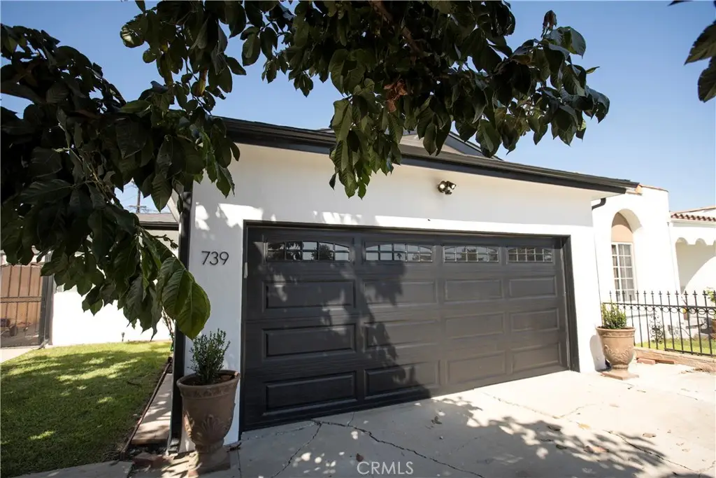 739 E 67th, Inglewood, CA 90302 - #1
