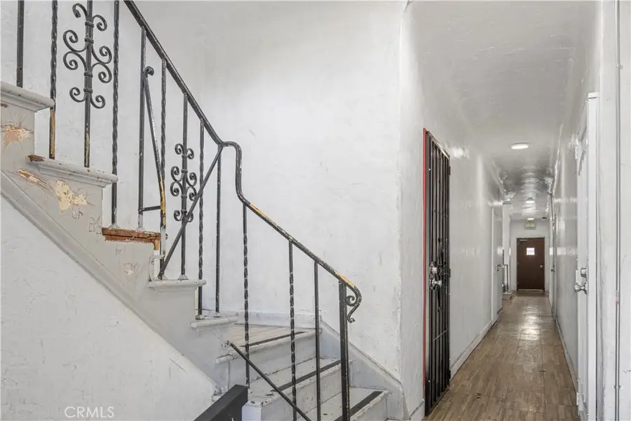 1103 W 64th Street, Los Angeles, CA 90044 - #3