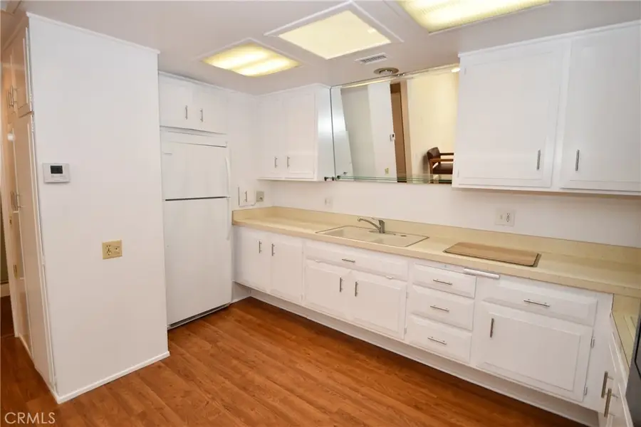 1842 Thunderbird Drive #1A, Seal Beach, CA 90740 - #3