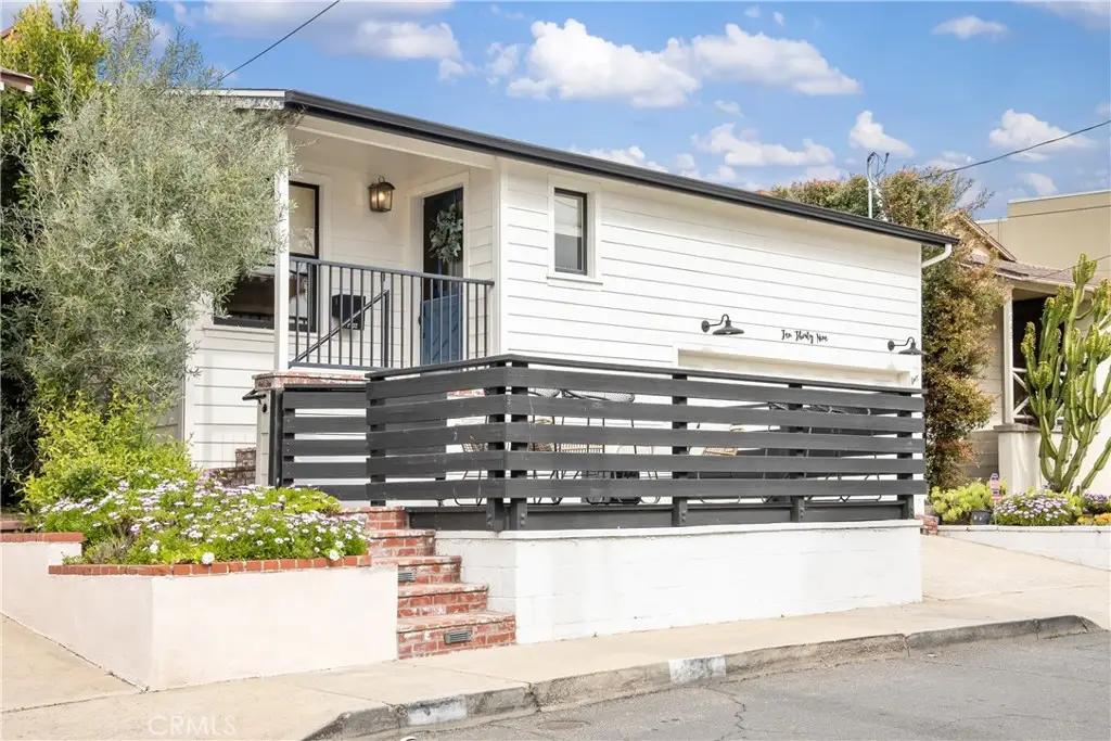 1039 8th Street, Hermosa Beach, CA 90254 - #1