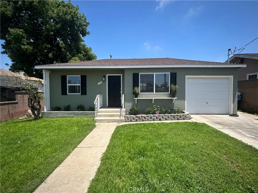 1316 Ravenna, Wilmington, CA 90744 - #3