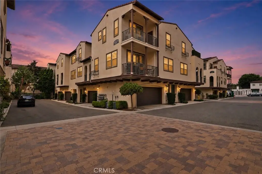 1895 Orizaba Avenue #104, Signal Hill, CA 90755 - #1