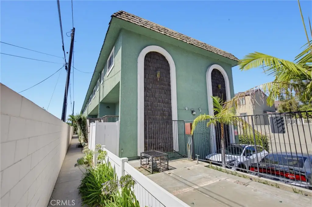 9214 Palm Street, Bellflower, CA 90706 - #1