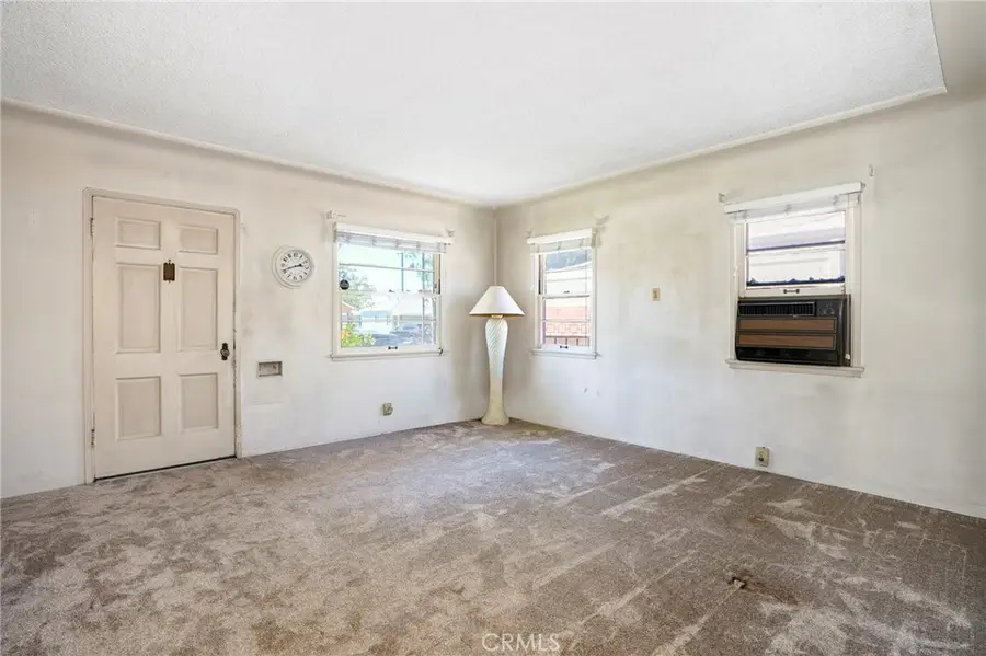 10120 Hunt Avenue, South Gate, CA 90280 - #3