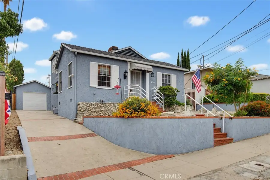 1073 W Upland Avenue, San Pedro, CA 90732 - #2