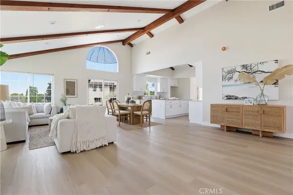 6200 W 77th Street, Los Angeles, CA 90045