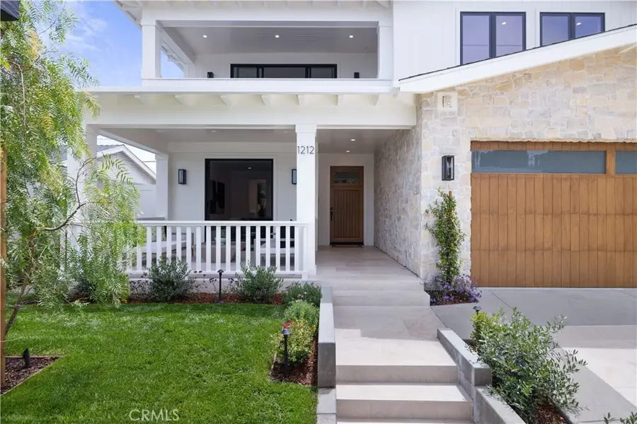 1212 Magnolia Avenue, Manhattan Beach, CA 90266 - #2