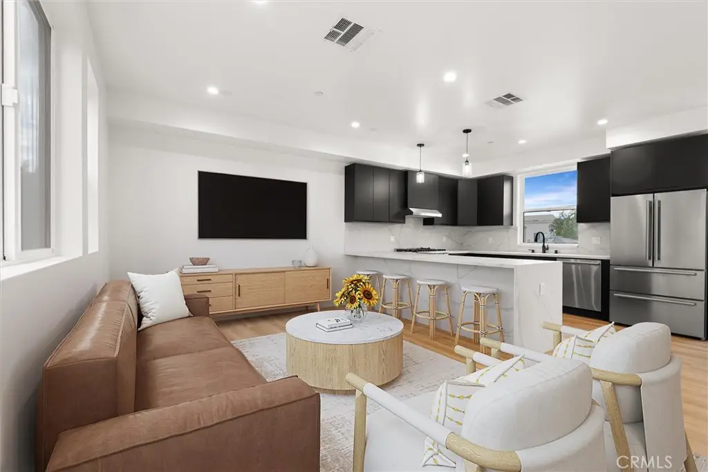 11408 W Calvert Street, North Hollywood, CA 91606 - #1