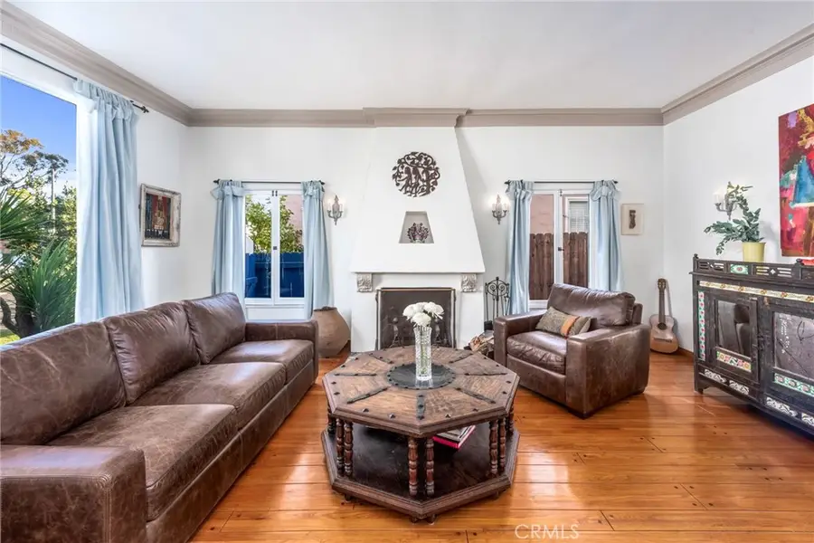 2431 S Holt, Los Angeles, CA 90034 - #3