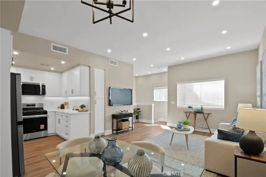 18080 Prairie Avenue #101, Torrance, CA 90504 - #2
