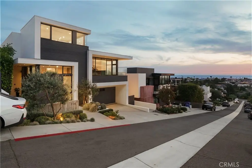 724 24th Place, Hermosa Beach, CA 90254 - #1