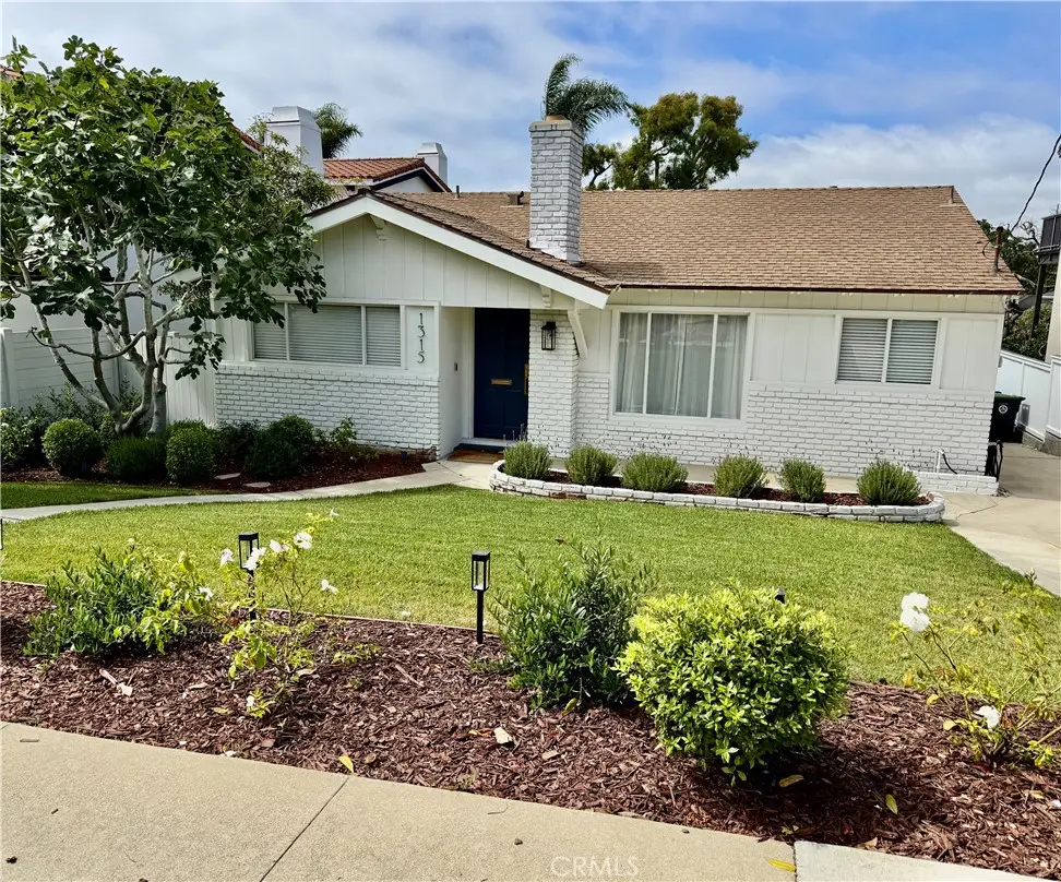1315 6th Street, Manhattan Beach, CA 90266 - #1
