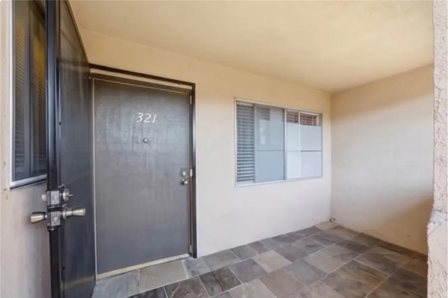 2501 W Redondo Beach #321, Gardena, CA 90249 - #2
