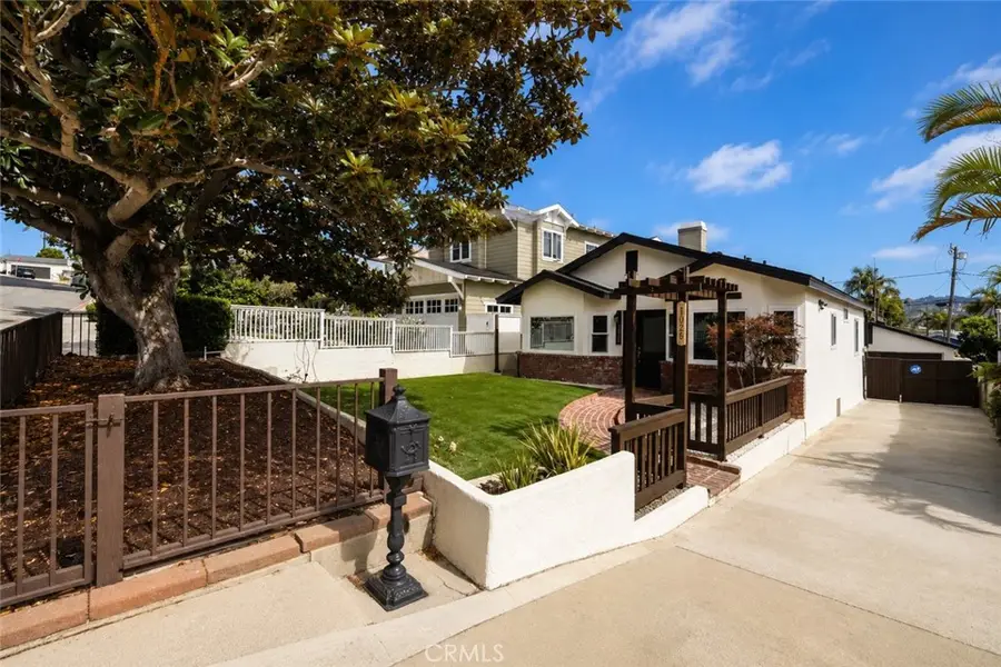 1026 Avenue A, Redondo Beach, CA 90277 - #2