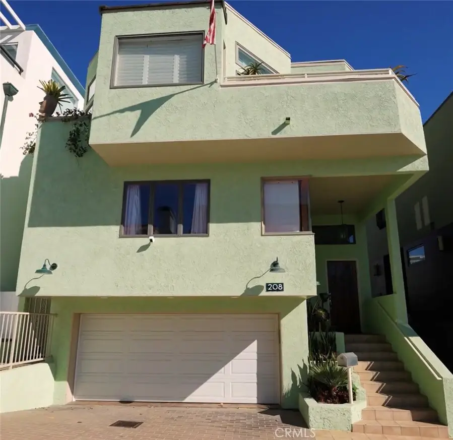 208 43rd, Manhattan Beach, CA 90266 - #3