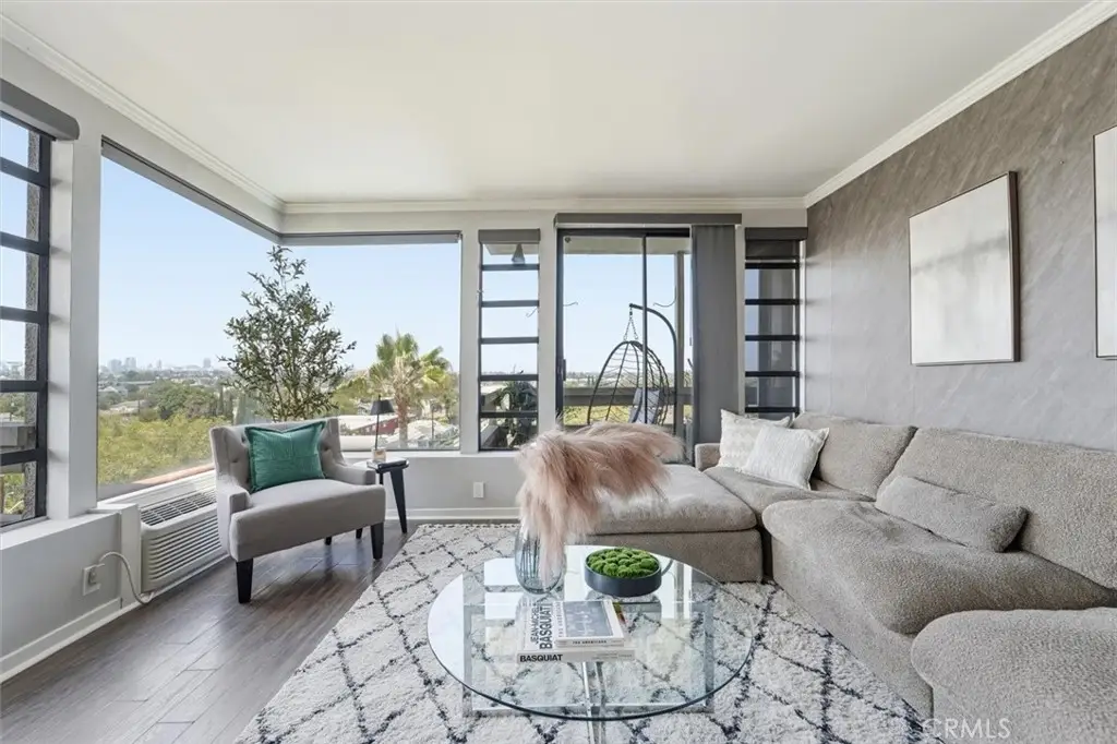 2525 E 19th #32, Signal Hill, CA 90755 - #1