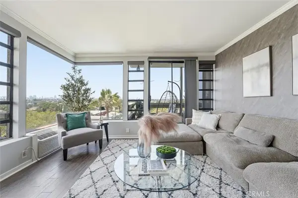 2525 E 19th #32, Signal Hill, CA 90755