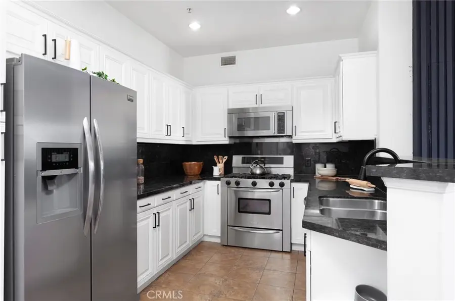 3750 Santa Rosalia Drive #207, Los Angeles, CA 90008 - #2