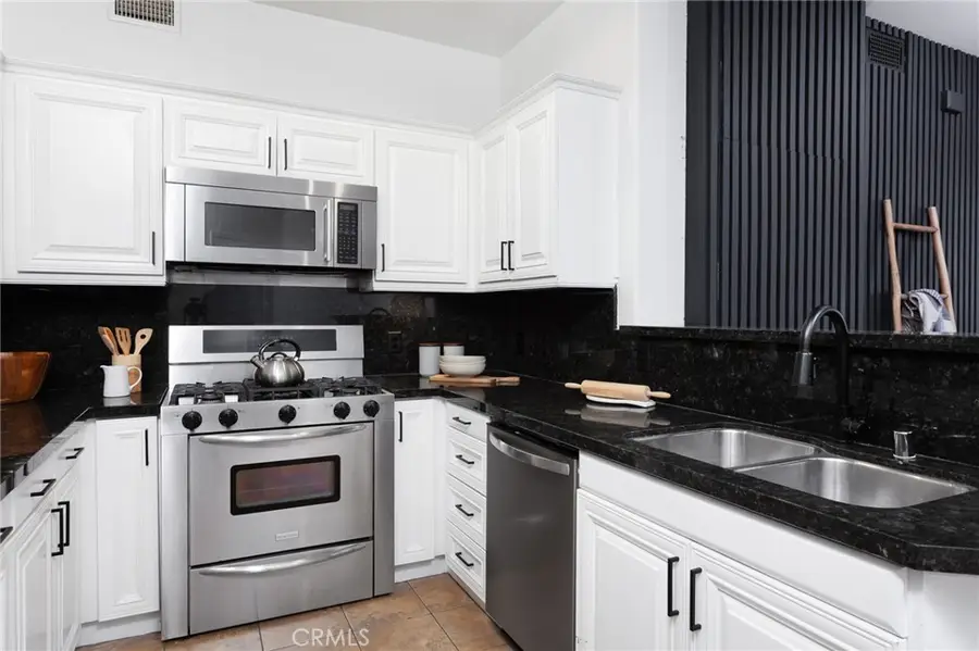 3750 Santa Rosalia Drive #207, Los Angeles, CA 90008 - #3