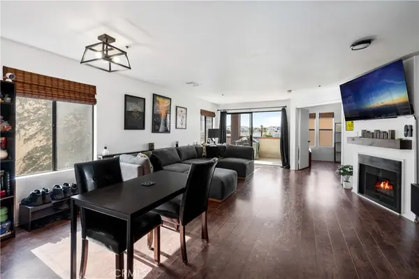 35 Linden #410, Long Beach, CA 90802