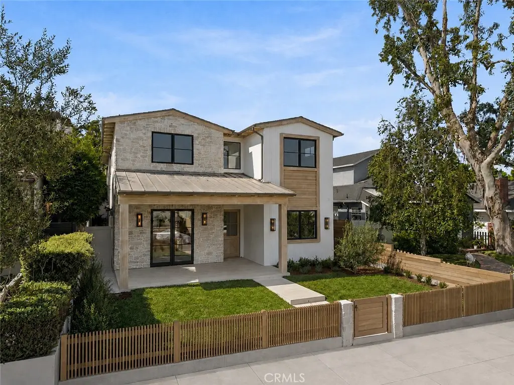 640 33rd Street, Manhattan Beach, CA 90266 - #1