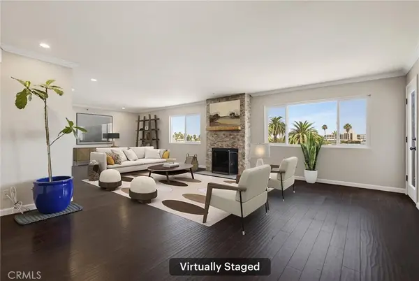 726 Elm Avenue #403, Long Beach, CA 90813