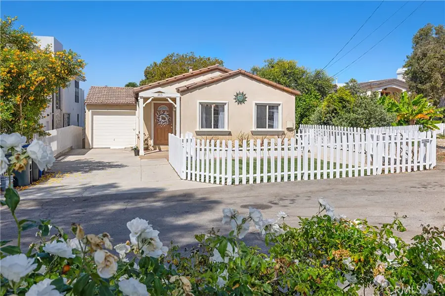 1415 Corona, Hermosa Beach, CA 90254 - #2