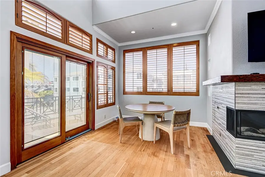 716 Manhattan Beach Boulevard, Manhattan Beach, CA 90266 - #2