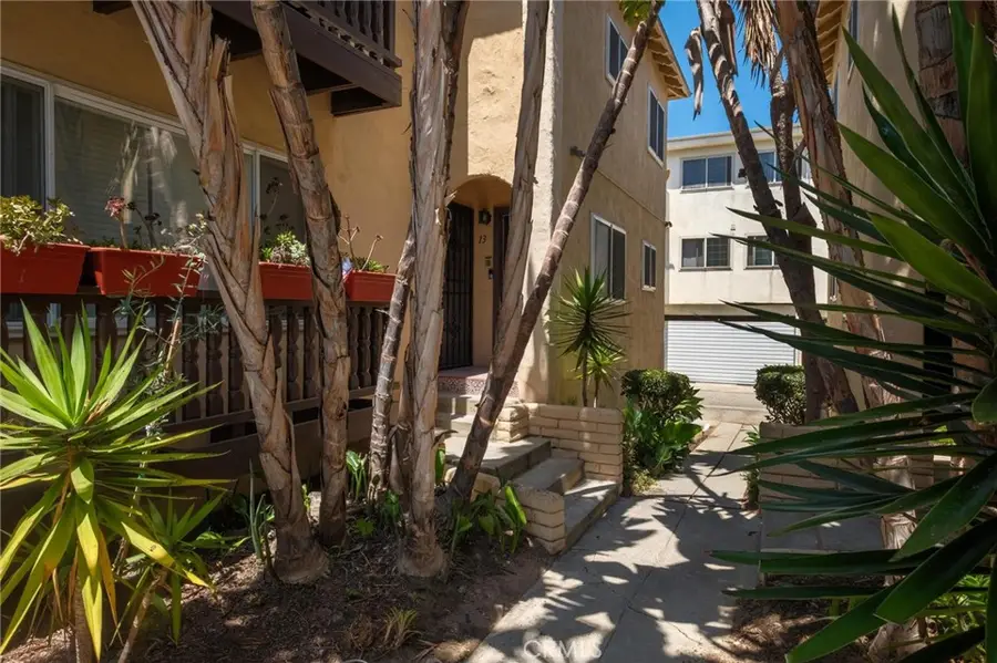 8155 Manitoba Street, Playa Del Rey, CA 90293 - #3