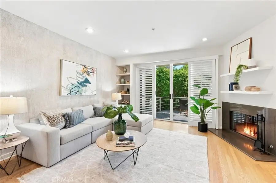 943 14th Street #101, Santa Monica, CA 90403 - #2