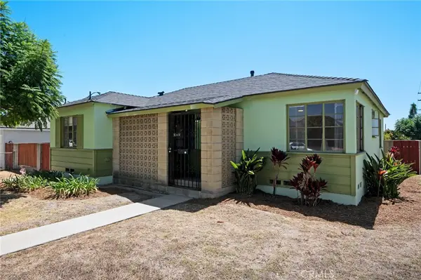 528 W F Street, Wilmington, CA 90744