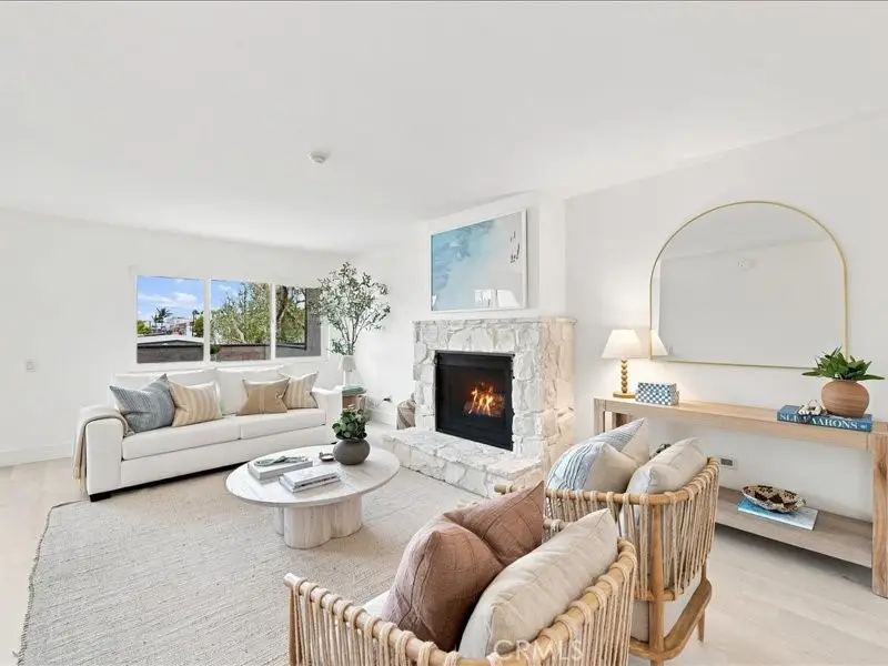 2120 Dufour Avenue #2, Redondo Beach, CA 90278 - #3